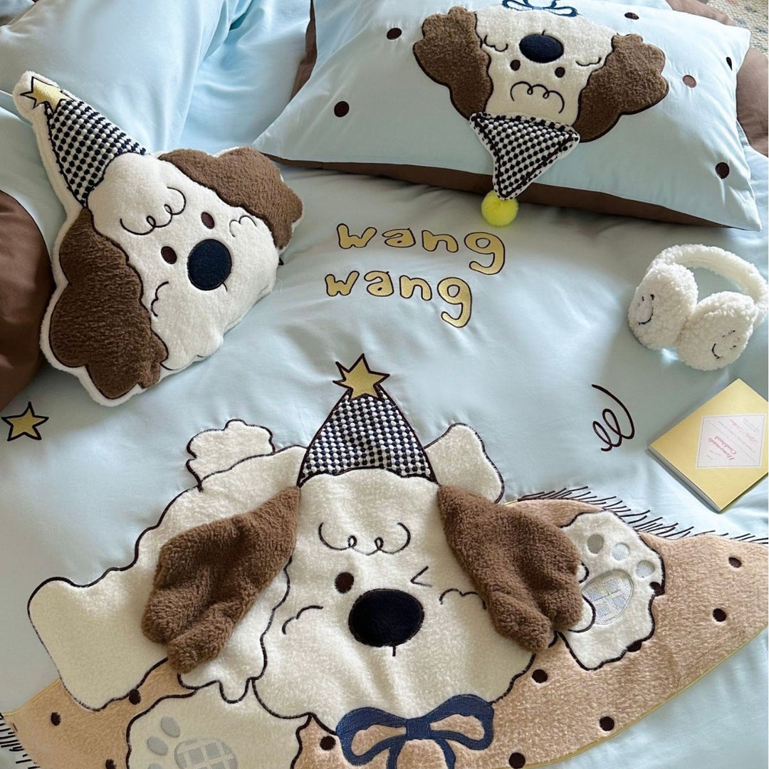 Cartoon Appliqué Plush Dog Reversible Duvet Cover Set with Decorative Pillowcases