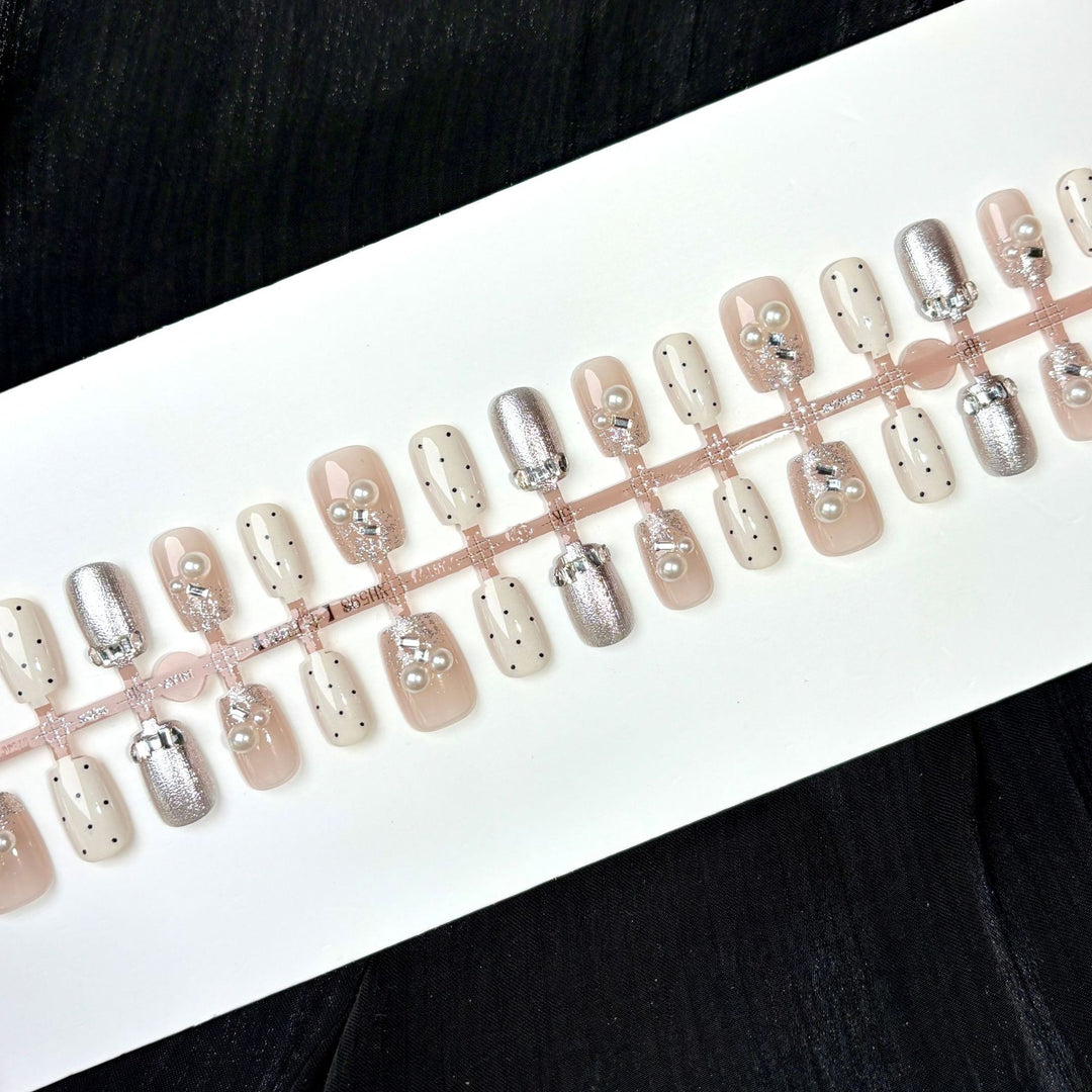 Elegant Polka Dot and Lace Press-On Nail Set