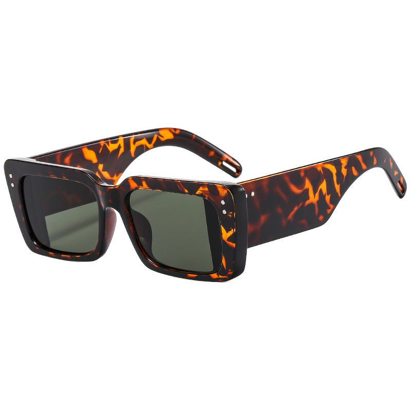 Women's Fashion Square Sunglasses with Elegant Frame Structure Stornfield