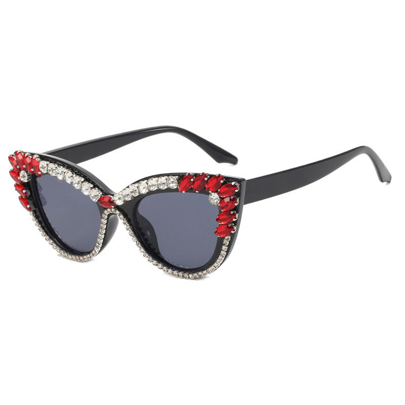 Ladies Glamorous Cat-Eye Sunglasses with Extravagant Crystal Decoration Stornfield