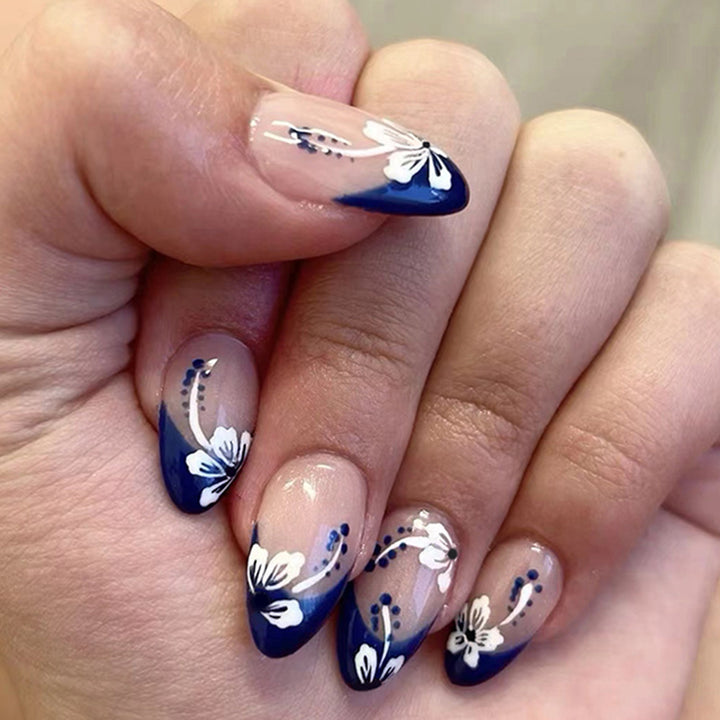 Floral Elegance Acrylic Nail Art Stornfield