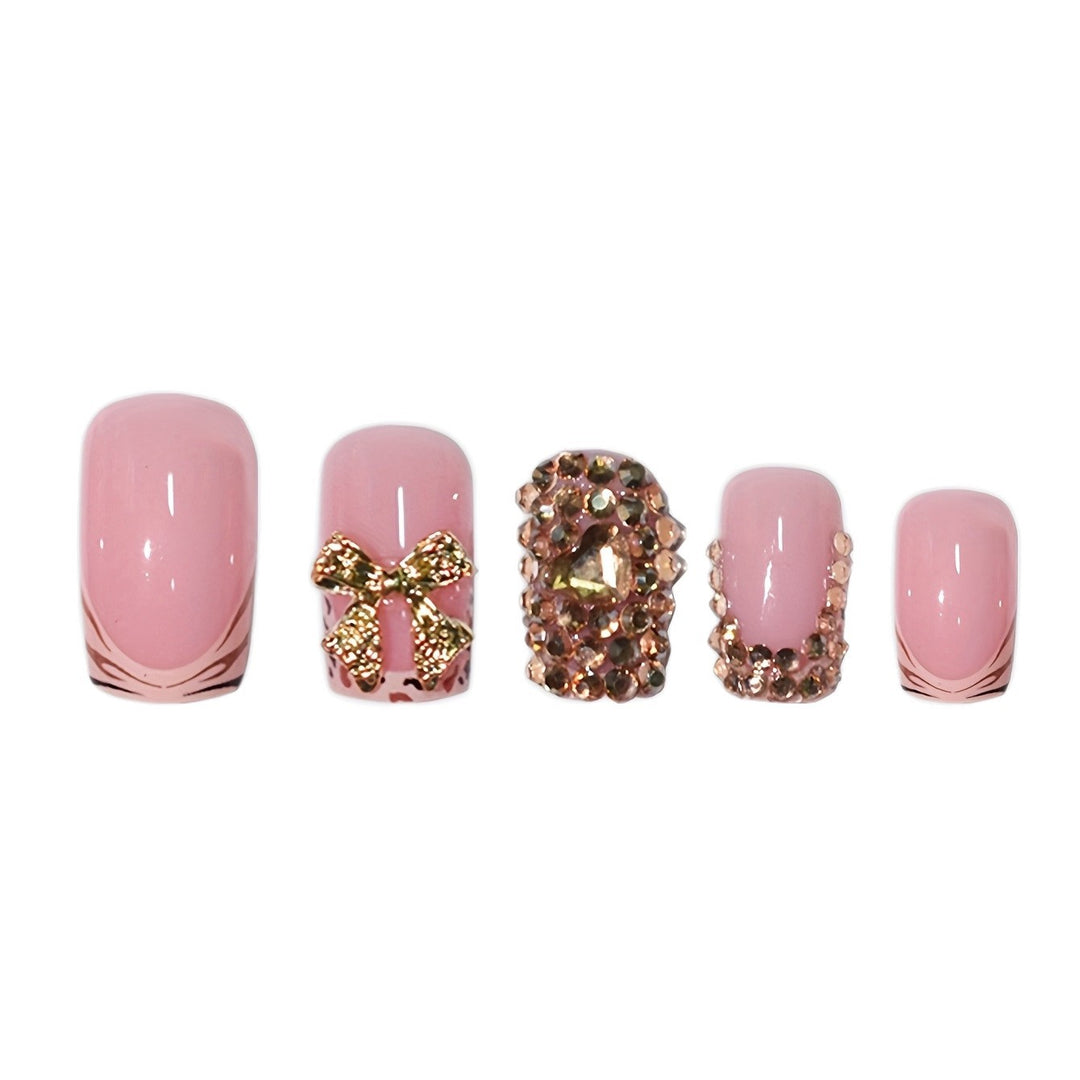 Glamorous Rhinestone-Embellished Press-On Nails Stornfield