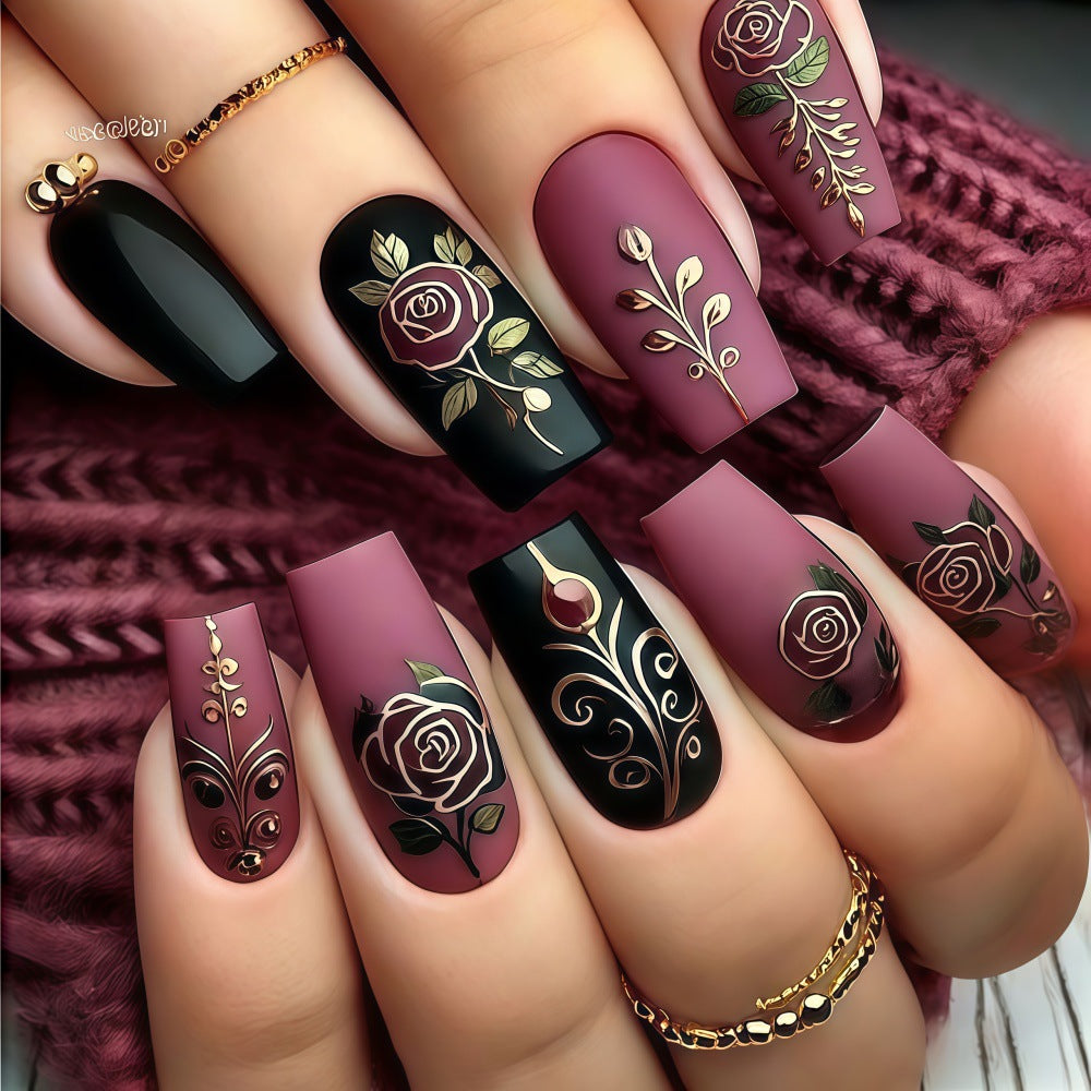 Artificial Nail Set with Floral and Elegant Decorations Stornfield