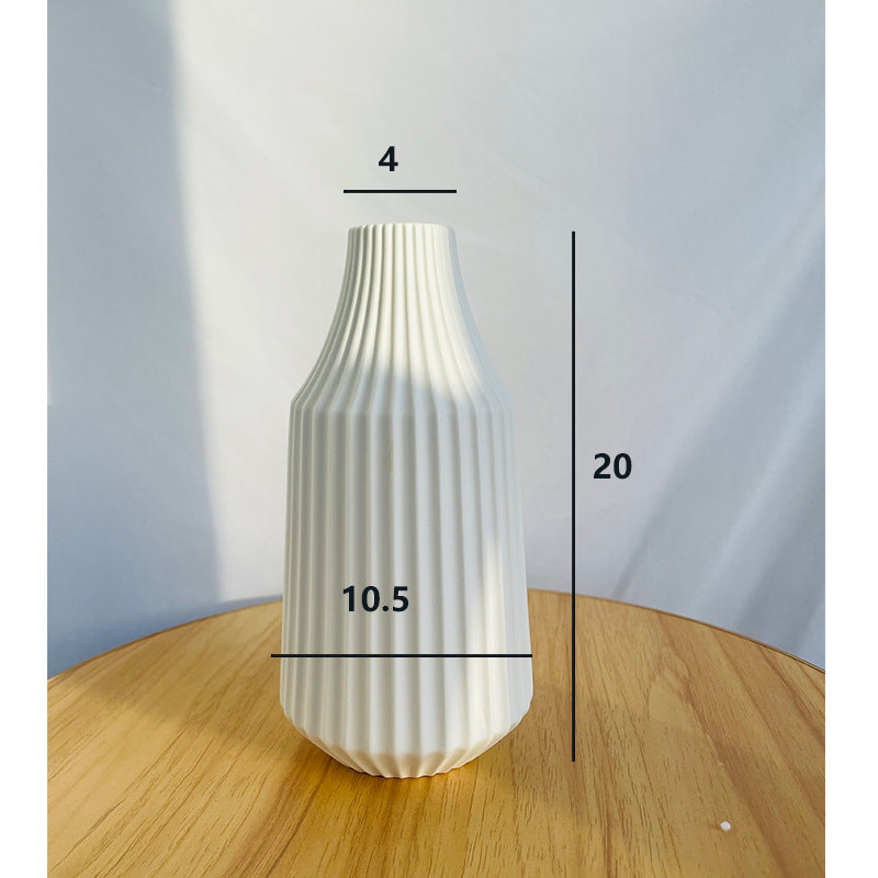 Elegant Ribbed Ceramic Vase Stornfeild