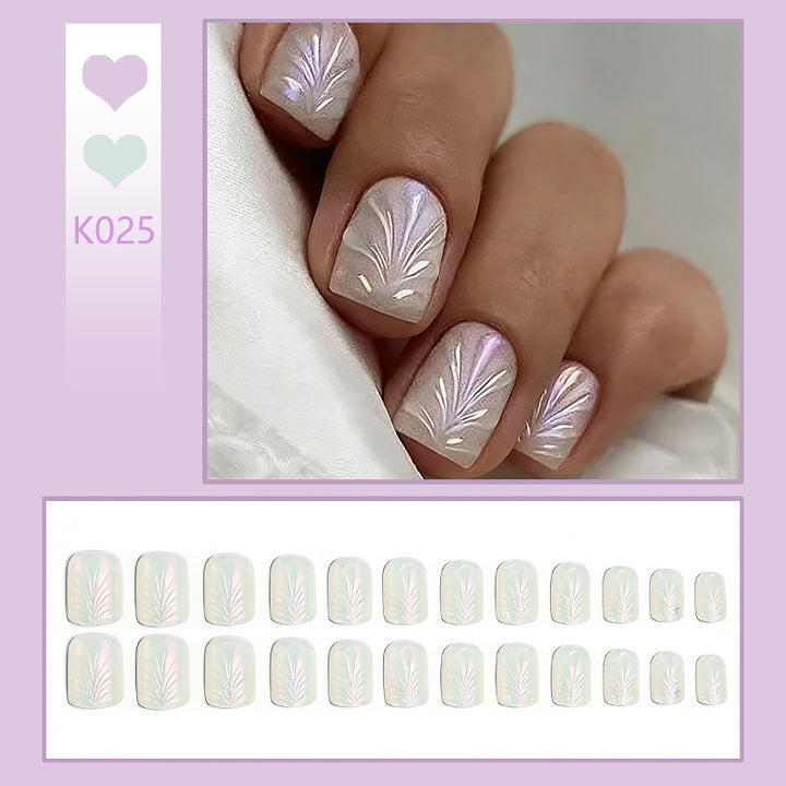 Luxurious nail art with shimmering design Stornfield