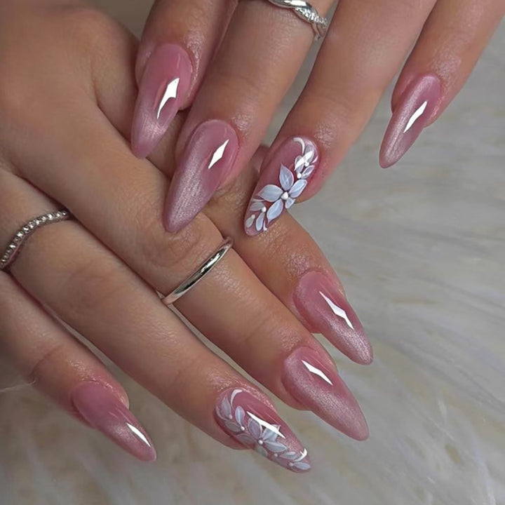 Luxurious artificial nails Stornfield