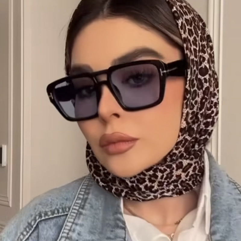 Ladies fashionable square sunglasses Stornfield