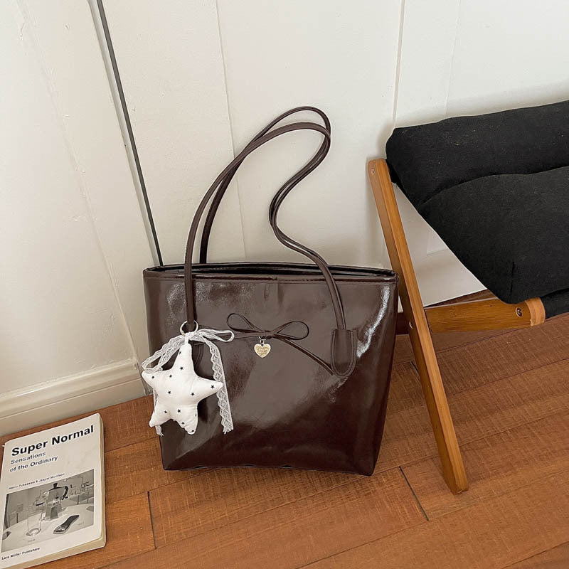 Glossy Tote Bag with Heart Charm