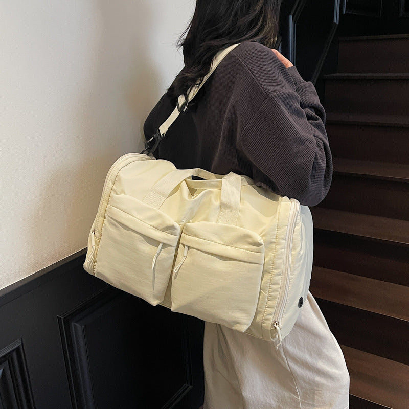 Multifunctional Sports Duffel Bag With Expandable Design Stornfield