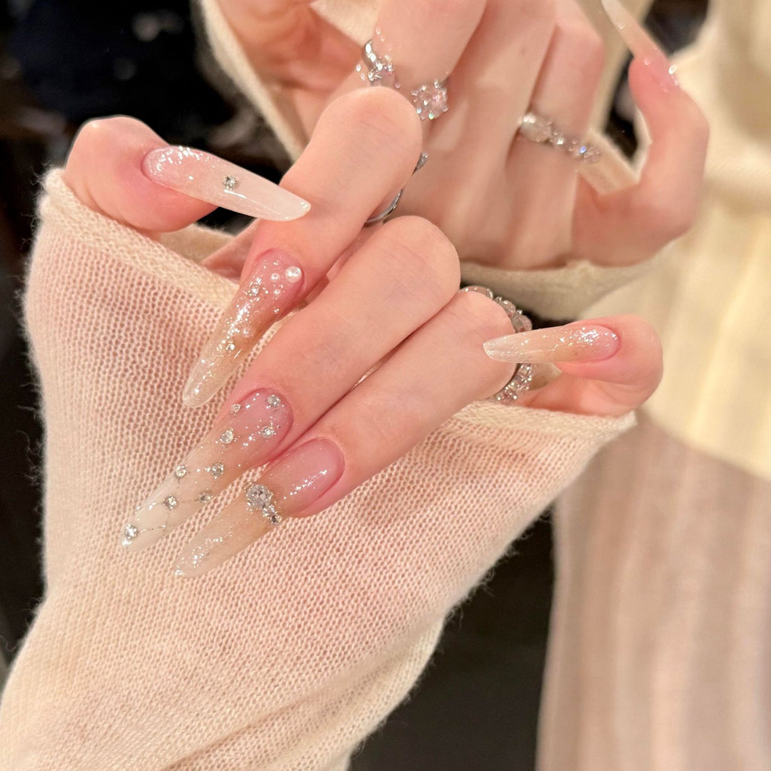 Artificial nails with elegant ombre effect Stornfield