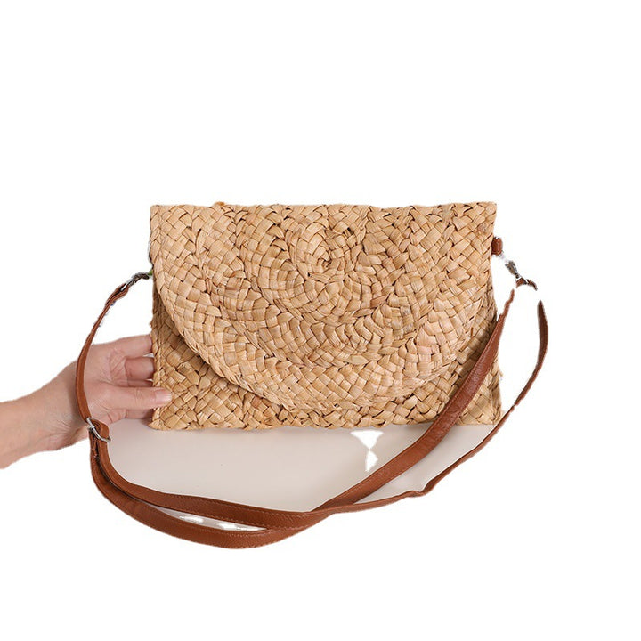 Handcrafted basket bag in elegant wave pattern Stornfield