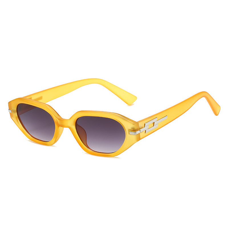Elegant Retro Inspired Faceted Sunglasses Stornfield