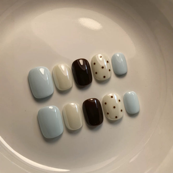 Decorative Press-On Nail Art Set with Unique Dot and Glossy Finish