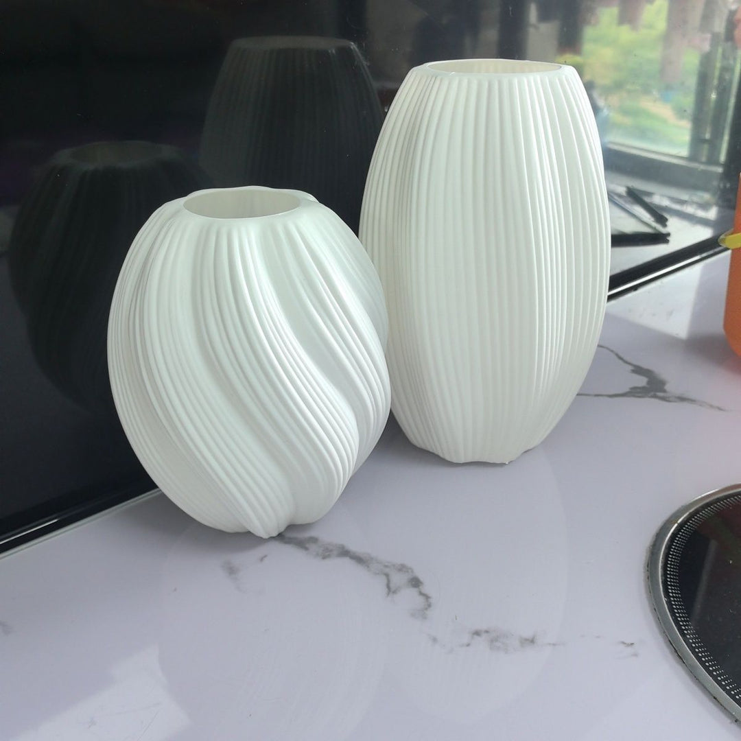 Decorative Ribbed Ceramic Vase Stornfeild