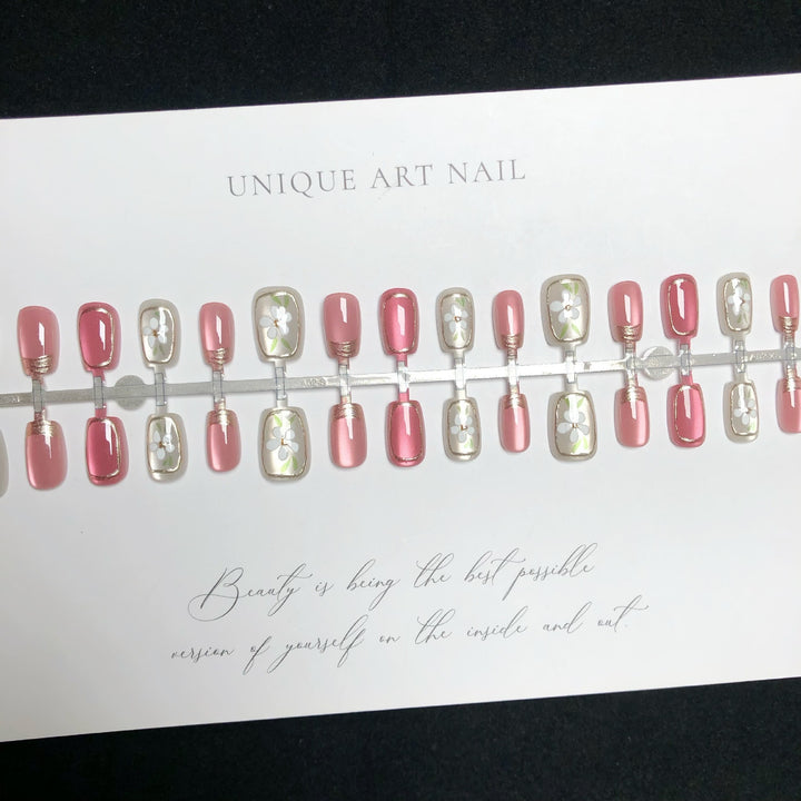 Floral-Decorated Press-On Nail Set