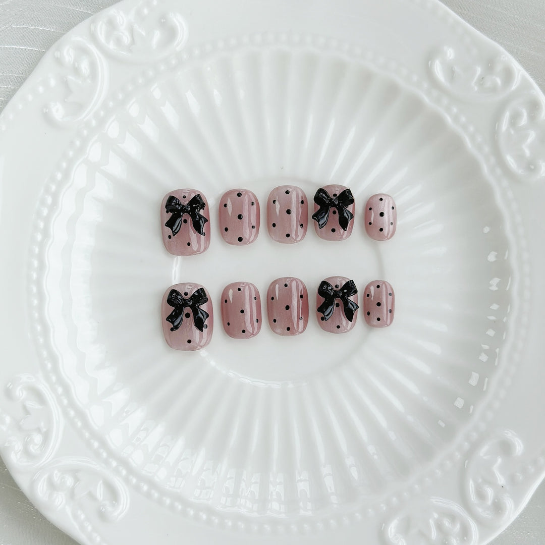 Decorative Bow Press-On Nails
