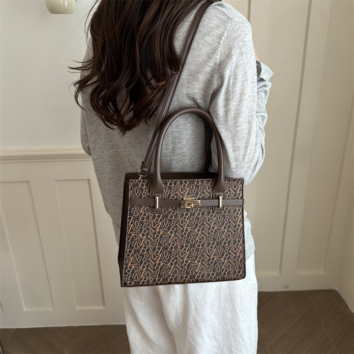 Elegant Structured Handbag  1790614103