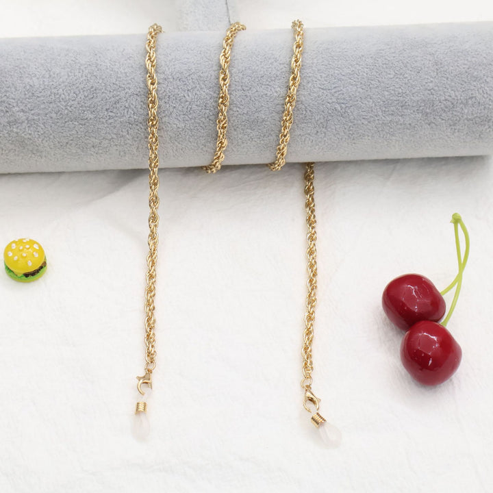 Modern Chain Eyewear Holder Stornfield