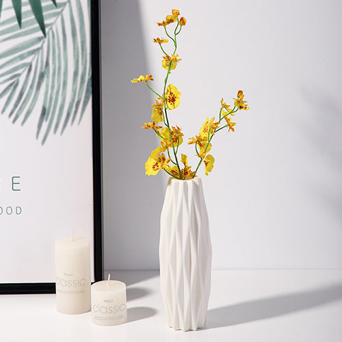 Elegant Textured Decorative Flower Vase Stornfeild