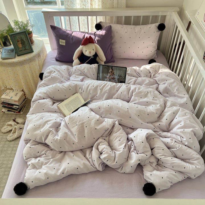 Cozy Dotted Comforter Set