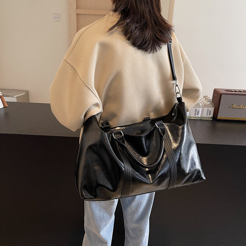 Elegant and Durable Travel Bag Stornfield