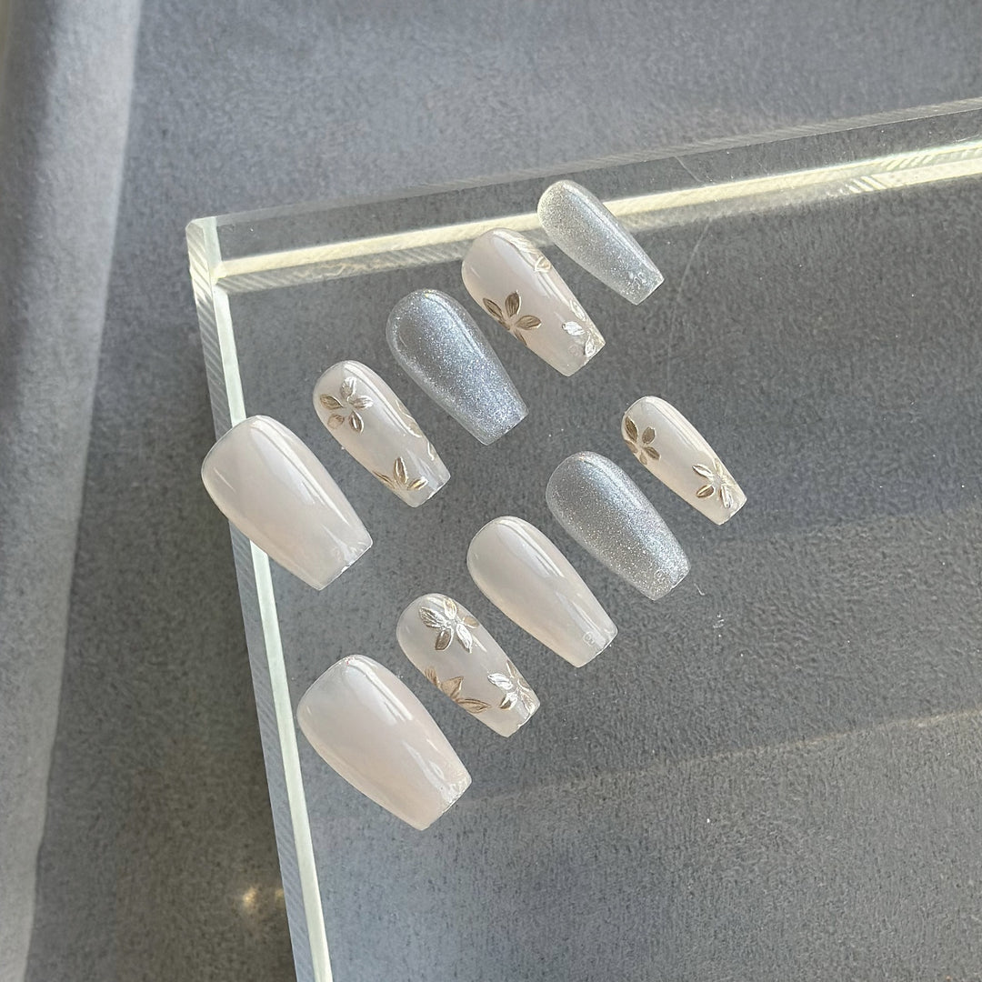 Luxe Floral Press-On Nail Art Set