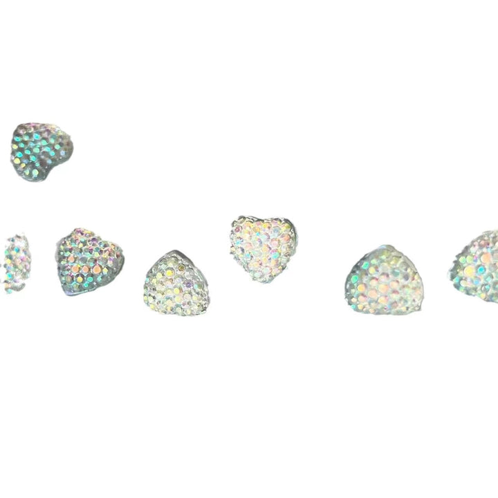 Glittering heart-shaped gemstones Stornfield
