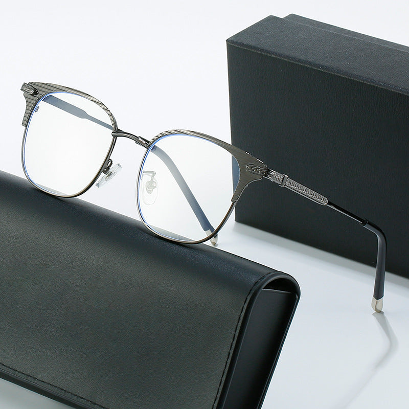 Ladies designer sunglasses with luxurious frame and mirrored lenses Stornfield