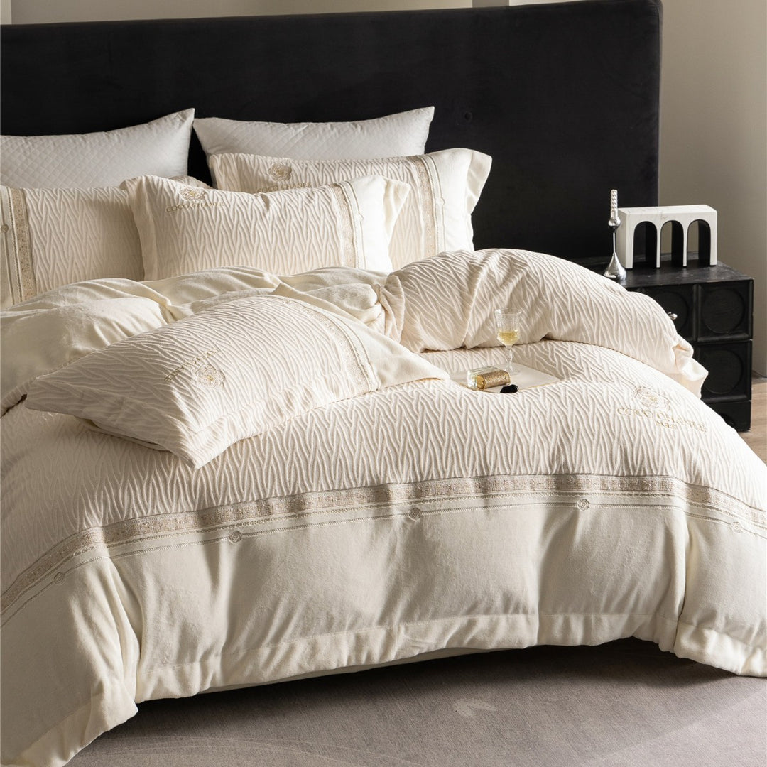 Wavy-Quilted Cotton Duvet Cover Set with Lace-Trim Border