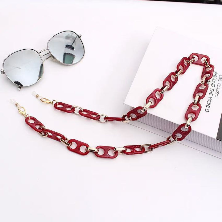 Stylish Eyewear Chain Stornfield