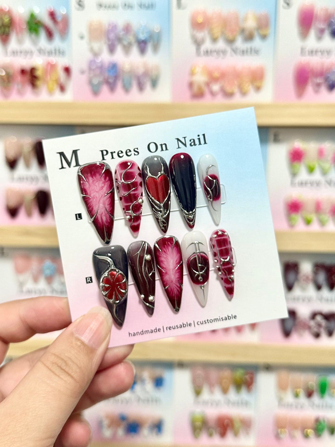 Customizable Decorative Press-On Nail Set