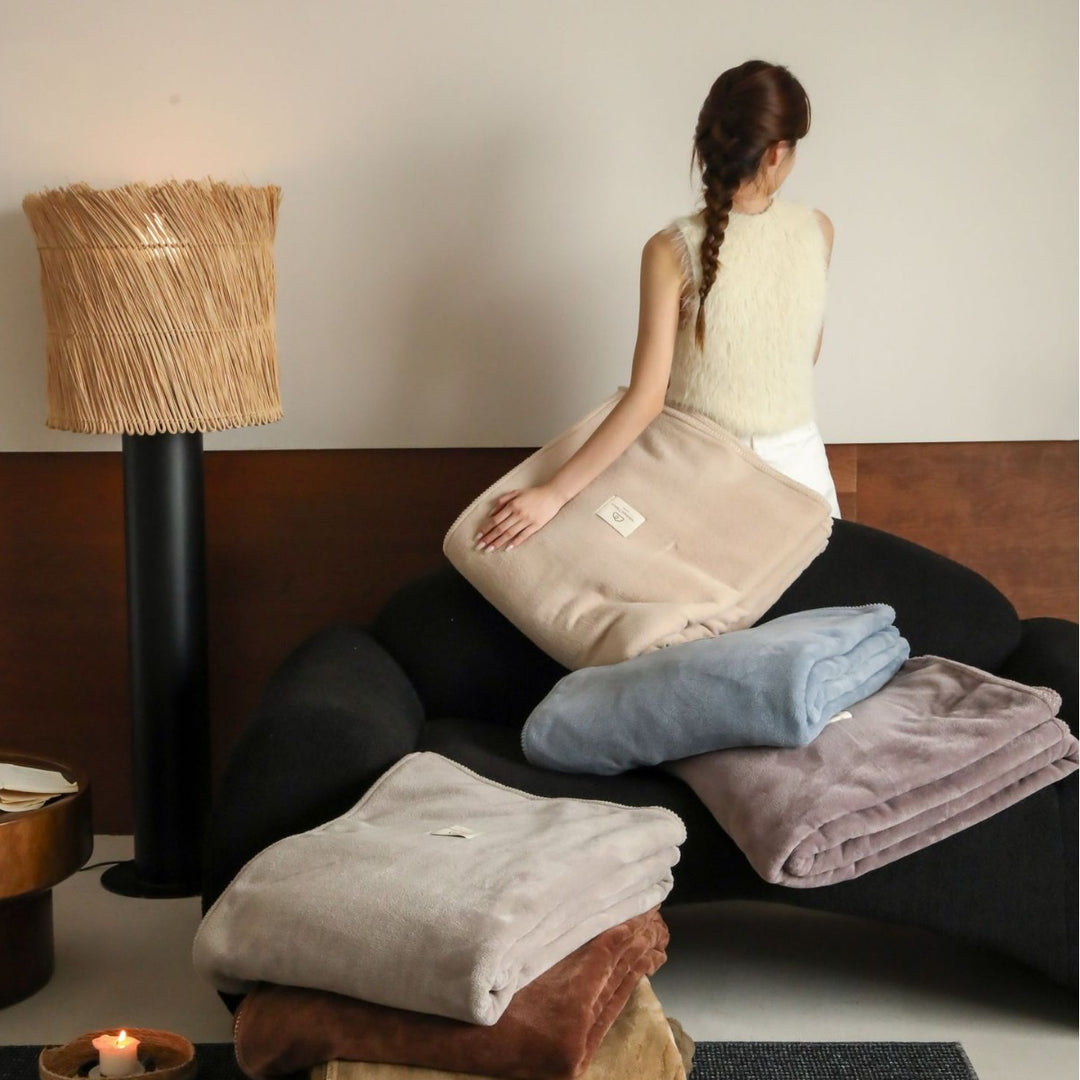 Plush Microfiber Velvet Throw Blanket with Satin Stitched Edge