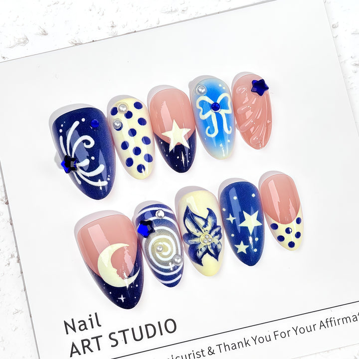 Artistic Nail Design Kit