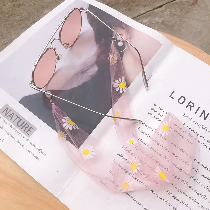 Floral Patterned Eyewear Chain Stornfield