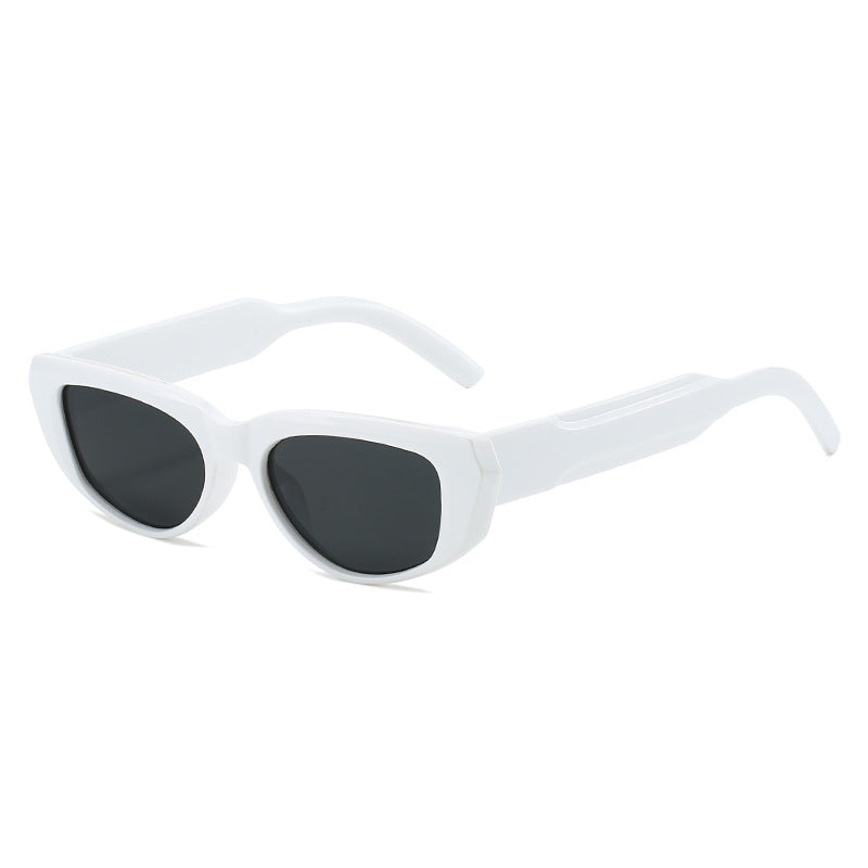 Women's fashionable cat-eye sunglasses with extravagant silhouette Stornfield