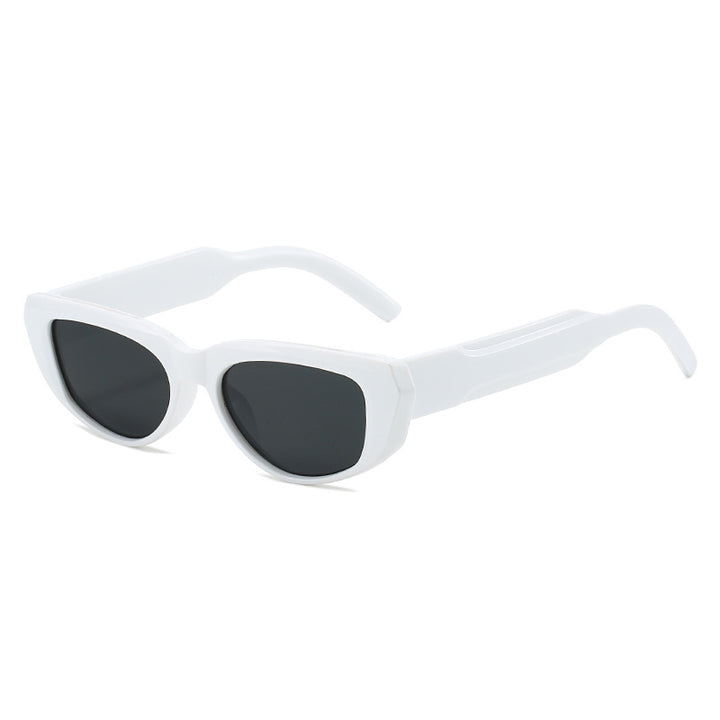 Women's fashionable cat-eye sunglasses with extravagant silhouette Stornfield