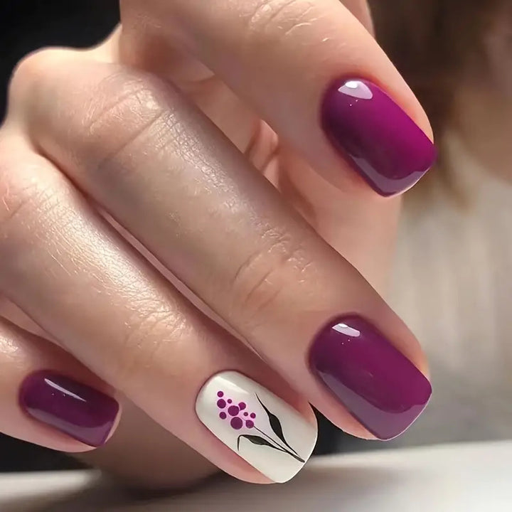 Floral-Themed Nail Art Set Stornfield