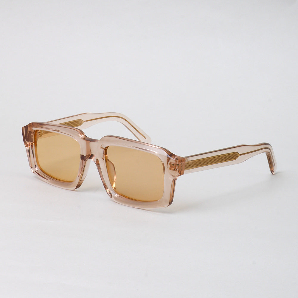 Women's sunglasses in a stylish and multifaceted design with a comfortable plastic frame Stornfield
