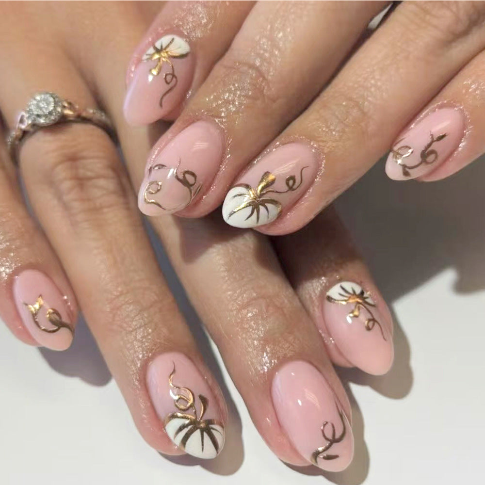 Elegant Floral Nail Art Design Stornfield