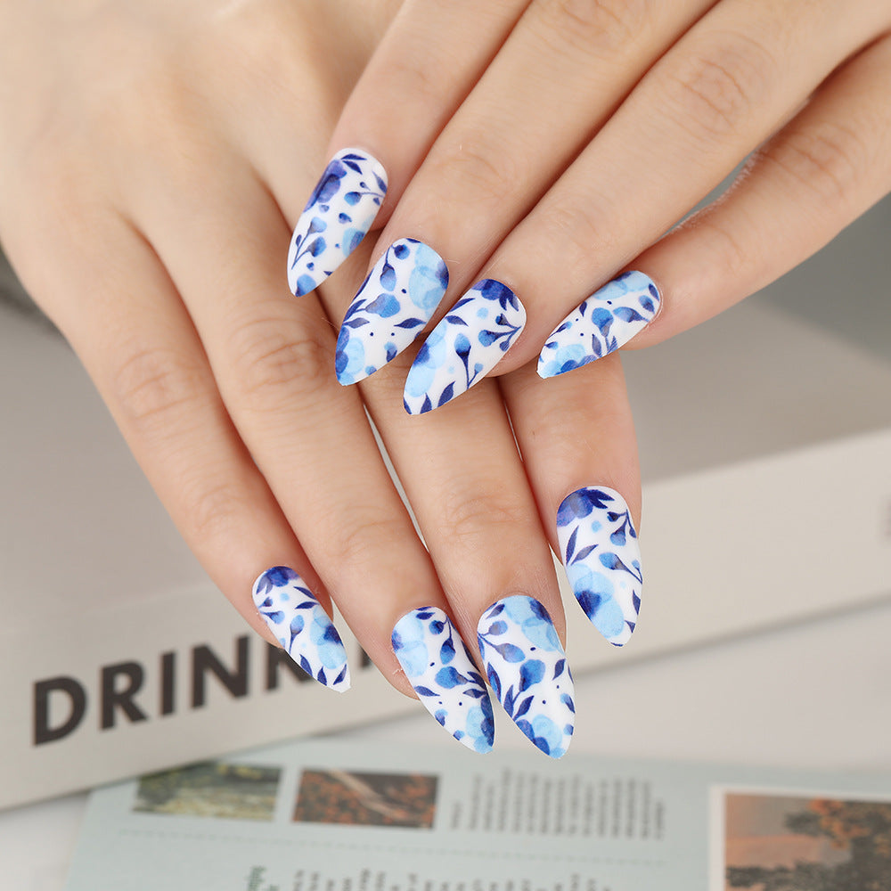 Creative design artificial nails with piano keys motif Stornfield