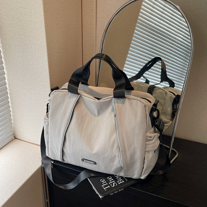 Multifunctional Travel Bag With Durable Outer Material Stornfield