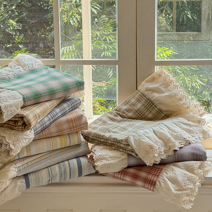 Ruffled Eyelet Lace Striped Cotton Duvet Cover Set with Frilled Pillow Shams
