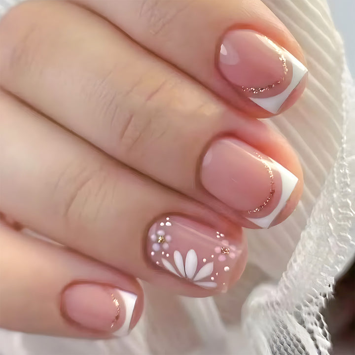 Floral Design Acrylic Press-On Nails Stornfield