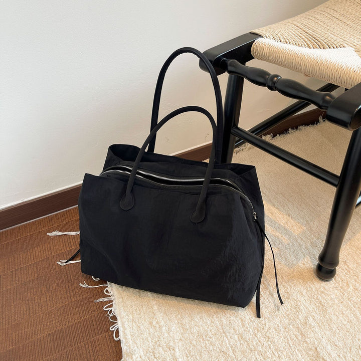 Elegant and Multifunctional Handbag Stornfield
