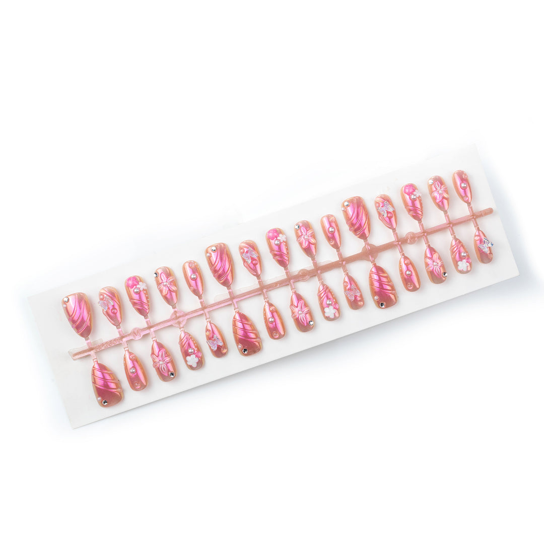 Floral-Embellished Press-On Nail Art Set Stornfield 1790636707