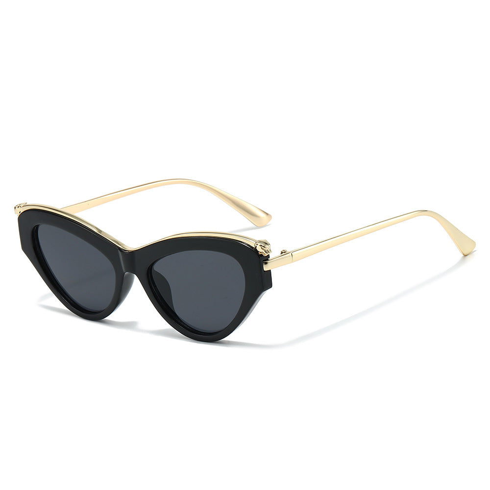 Glamorous Cat-Eye Sunglasses with Gradient Lenses Stornfield