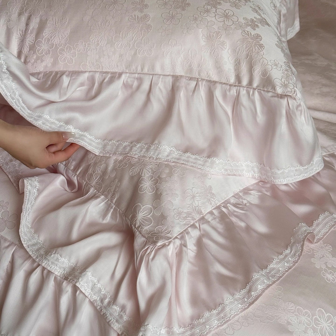 Ruffled Satin-Jacquard Duvet Cover Set with Scalloped Lace-Trim Pillow Shams