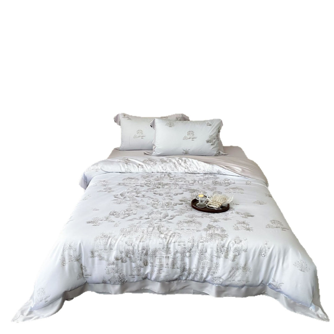 Luxurious cotton satin bedding set with Toile motif and fine satin piping