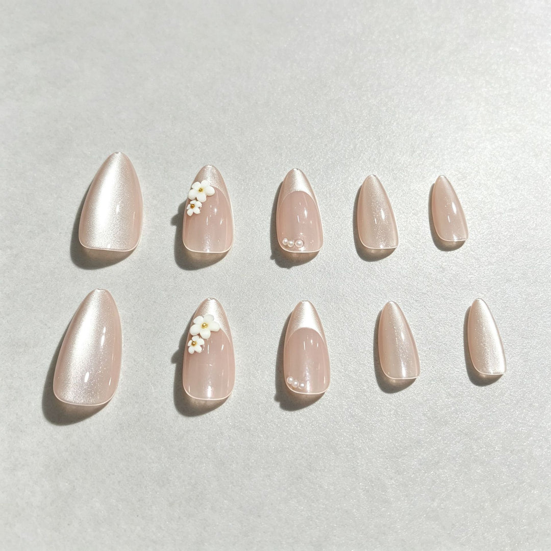 Elegant Floral Nail Design Press-On Tips Stornfield