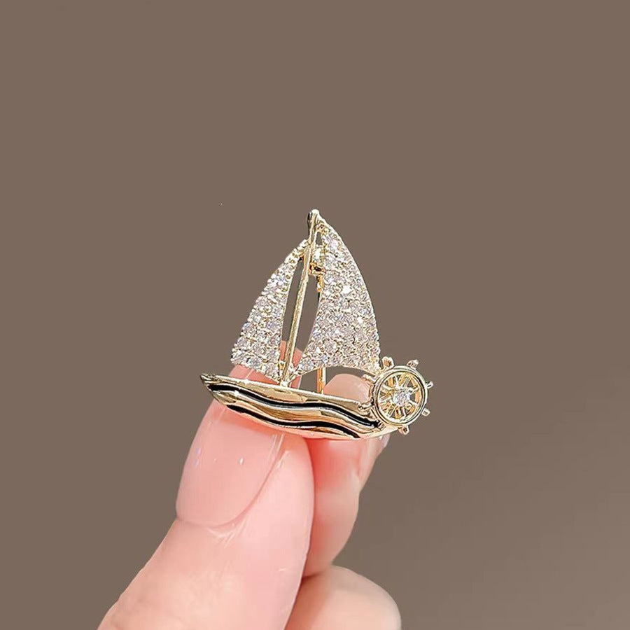 Elegant Sailboat Brooch Stornfield
